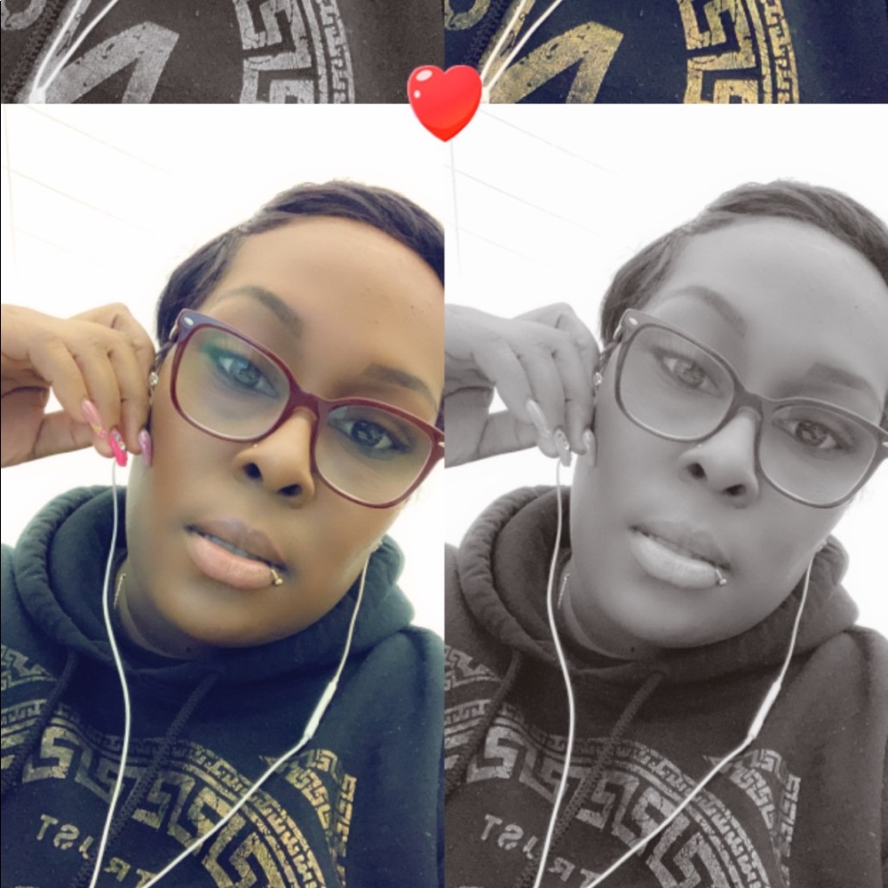 Meet your Posher, Courtia chanae